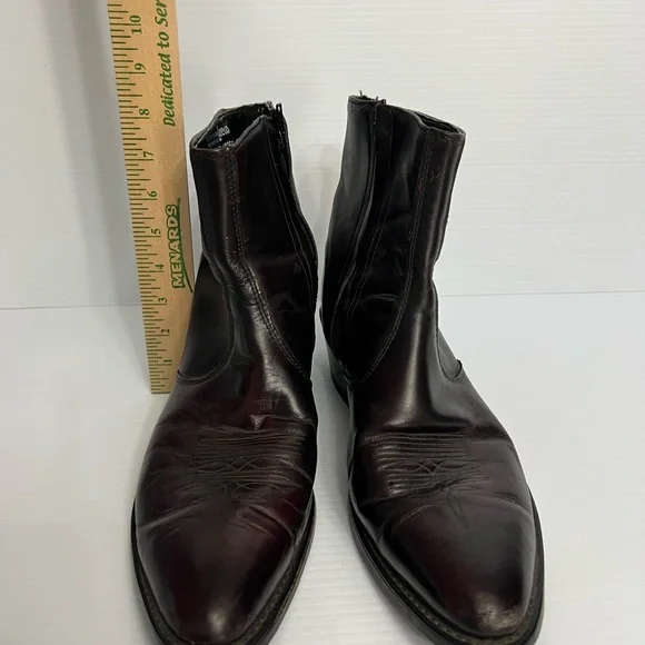 Laredo, Brown size 12D, 576742266 made in the USA